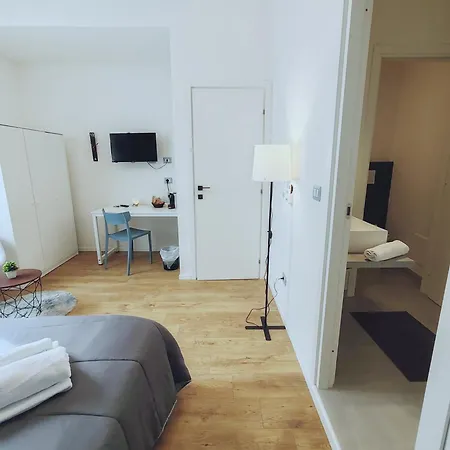 Alile Guest house *