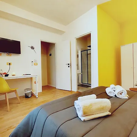 Alile Guest house *